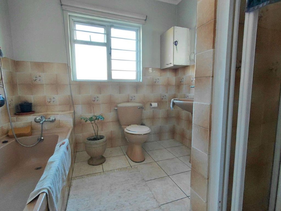 4 Bedroom Property for Sale in Rusthof Western Cape